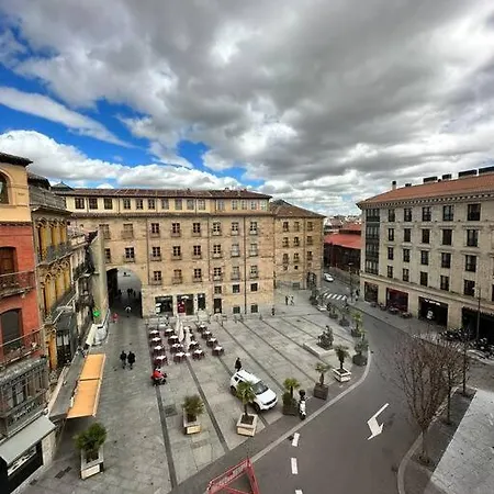 Iv De Dos Junto A Plaza Mayor *
