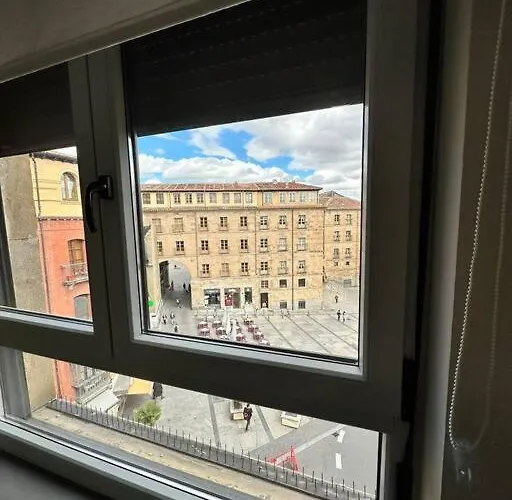 Iv Junto A Plaza Mayor 아파트 *